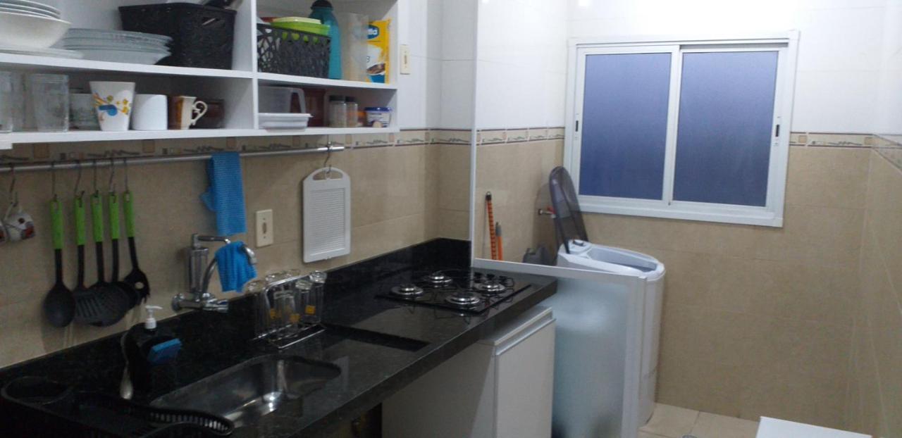 Apartamento No Canto Do Forte, Wi-Fi, Estacionamento Gratuito E Churrasqueira Πράια Γκράντε Εξωτερικό φωτογραφία
