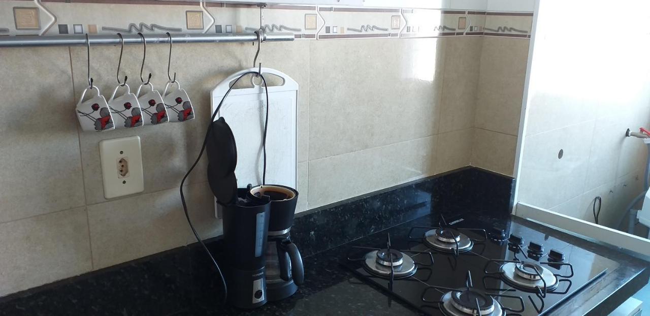 Apartamento No Canto Do Forte, Wi-Fi, Estacionamento Gratuito E Churrasqueira Πράια Γκράντε Εξωτερικό φωτογραφία