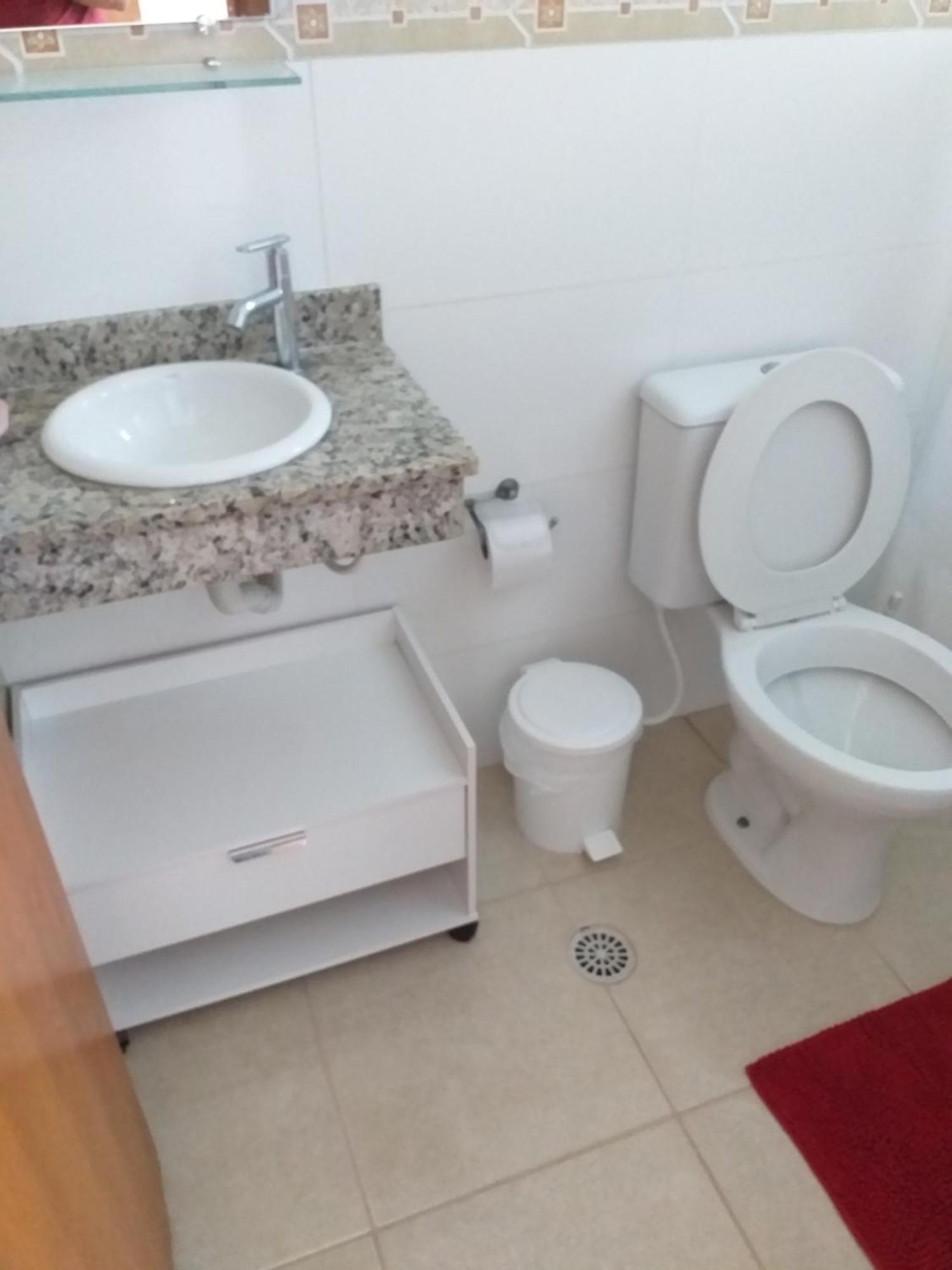Apartamento No Canto Do Forte, Wi-Fi, Estacionamento Gratuito E Churrasqueira Πράια Γκράντε Εξωτερικό φωτογραφία